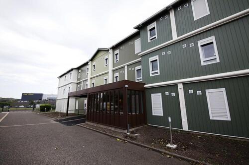 Brit Hotel Essentiel Arverne - Clermont-Ferrand Sud Aubière Dış mekan fotoğraf