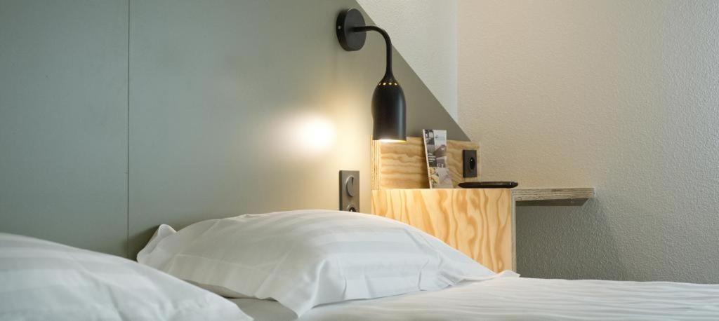 Brit Hotel Essentiel Arverne - Clermont-Ferrand Sud Aubière Dış mekan fotoğraf
