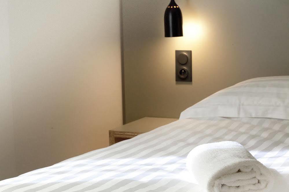 Brit Hotel Essentiel Arverne - Clermont-Ferrand Sud Aubière Dış mekan fotoğraf